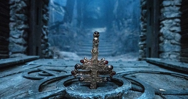 
                    Обзор фильма &laquo;Анчартед: На картах не значится&raquo;. Мыльное кинцо теперь действительно в кино &mdash; и это отличные приключения, но не Uncharted
                