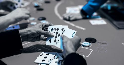 Россиян предлагают оградить от психологически опасных интернет-игр