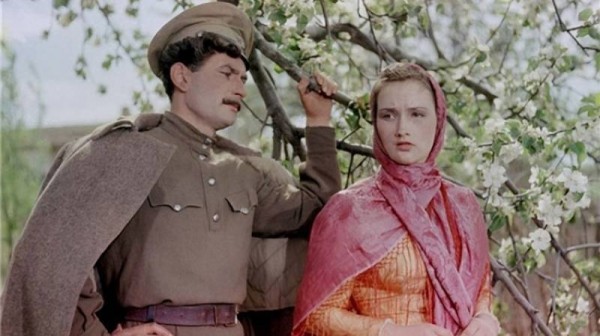 Улыбалась сквозь боль: что известно о последних днях актрисы Зинаиды Кириенко