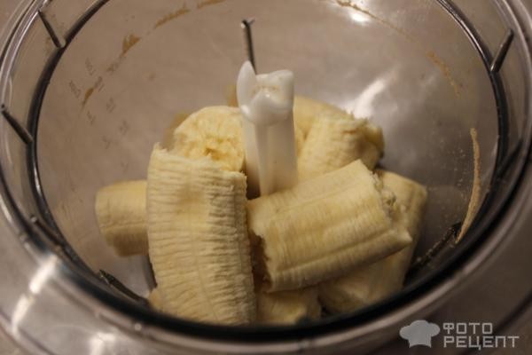 Рецепт: Шоколадный рулет без выпечки - с мандаринами внутри!