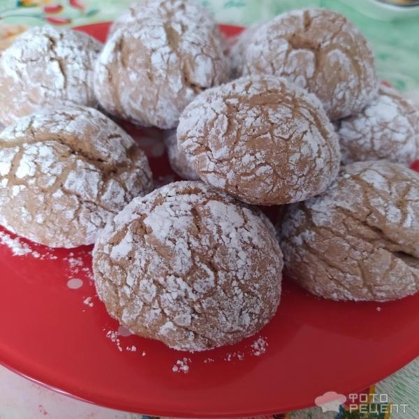 Рецепт: Печенье шоколадное - в сахарной пудре