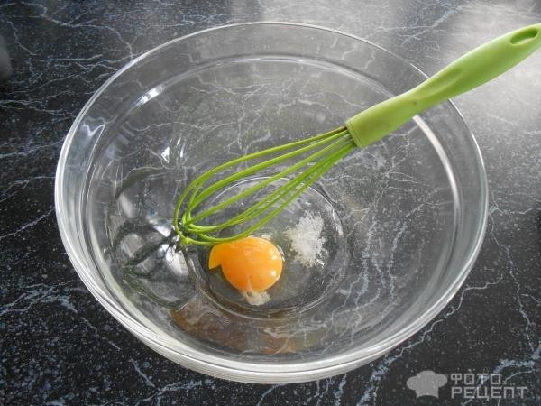 Рецепт: Классические ватрушки с творожной начинкой - На дрожжевом тесте