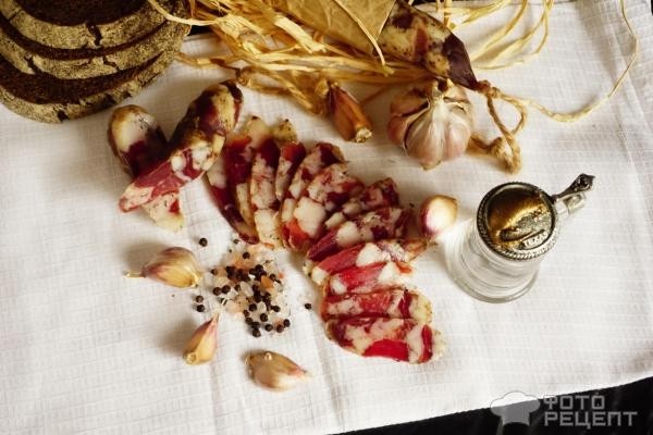 Рецепт: Колбаса мациковая - сыровяленая