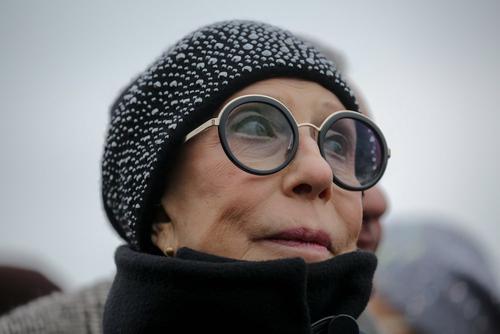 Инна Чурикова заявила, что не верит в отъезд Чулпан Хаматовой из России