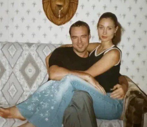 Адвокат Романа Товстика отреагировал на последнее поведение его бывшей жены Адвокат Романа Товстика отреагировал на последнее поведение его бывшей жены