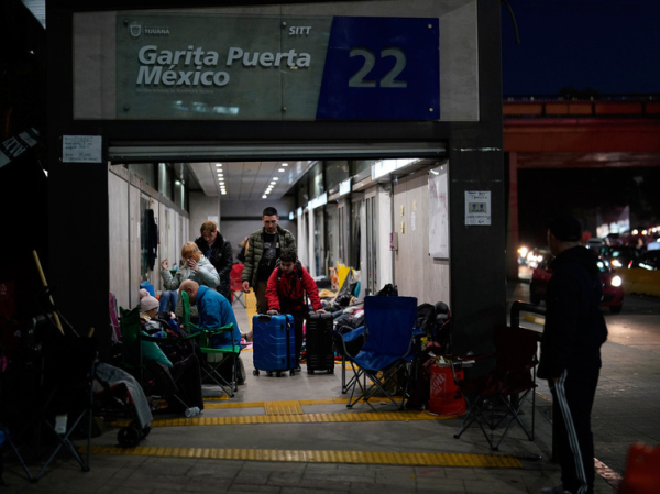 Америка выгоняет украинцев: временная защита превратилась в кошмар