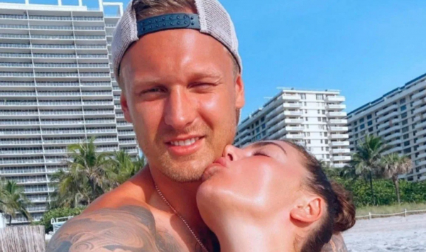 Адвокат семьи покойного Яниса Тиммы пригласила в зал суда его бывшую супругу Адвокат семьи покойного Яниса Тиммы пригласила в зал суда его бывшую супругу