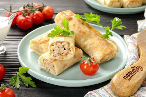 Блины с мясом и рисом