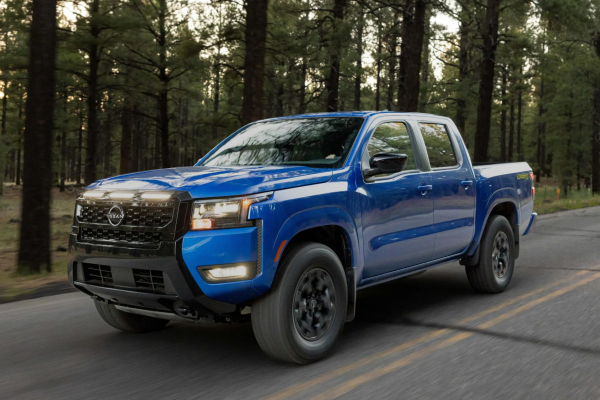 Nissan обновил пикап Frontier и показал его спецверсию для кемпинга