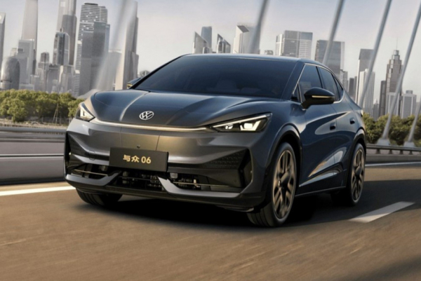 Кроссовер Volkswagen ID. Unyx 06 и лифтбек ID. Unyx 07: один салон на двоих
