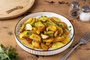 Жареная картошка с луком Жареная картошка с луком
