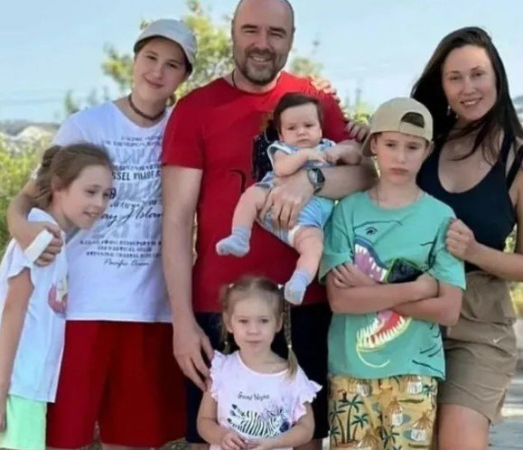 Елене Товстик запретили покидать Россию