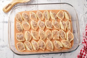 Фаршированные макароны-ракушки