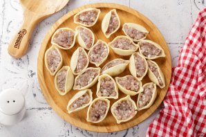Фаршированные макароны-ракушки