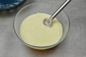 Заливной пирог с черемшой и яйцом