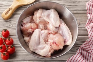 Куриные крылышки барбекю Куриные крылышки барбекю