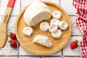 Вареники с клубникой Вареники с клубникой