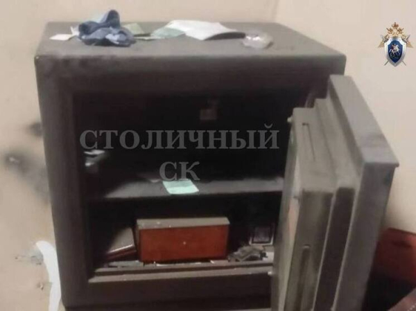 Подростки, завербованные мошенниками, украли из квартиры более миллиона рублей